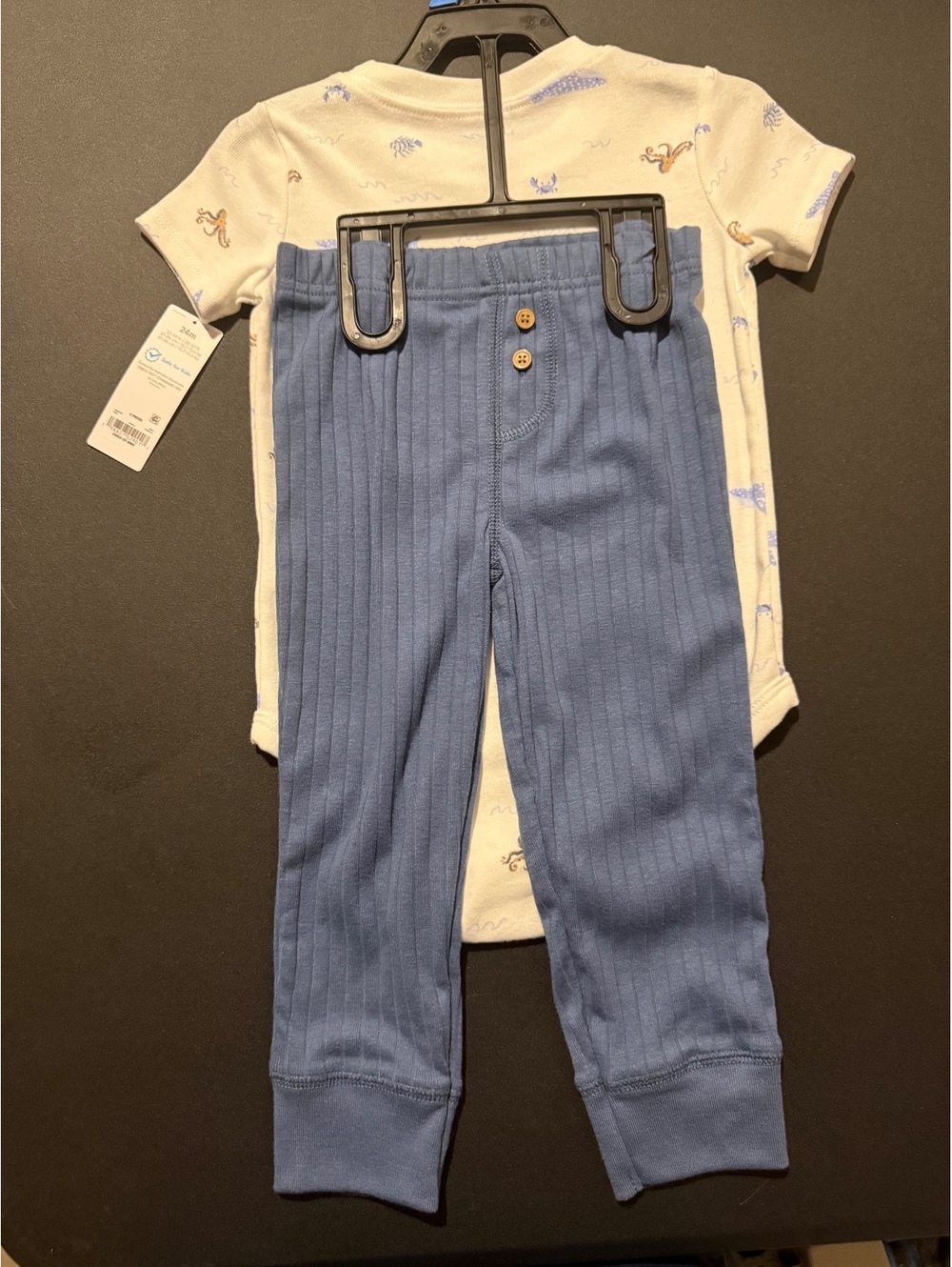 Bodysuit and pants set